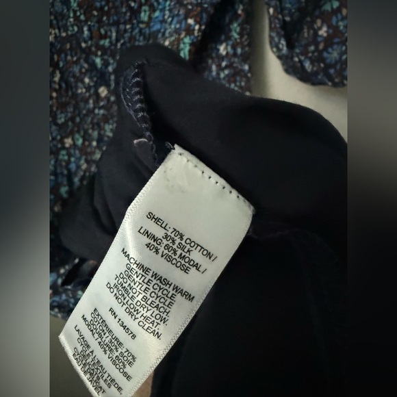 Vineyard Vines Navy Floral Smocked Maxi Dress Off Shoulder Size XS - Picture 8 of 8